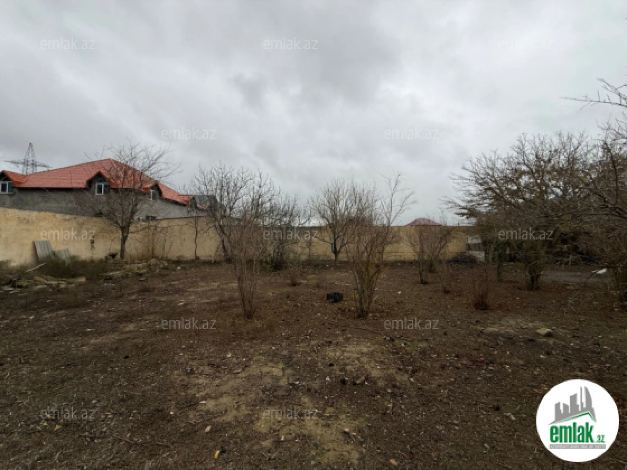 Satılır torpaq sahəsi 10 m²