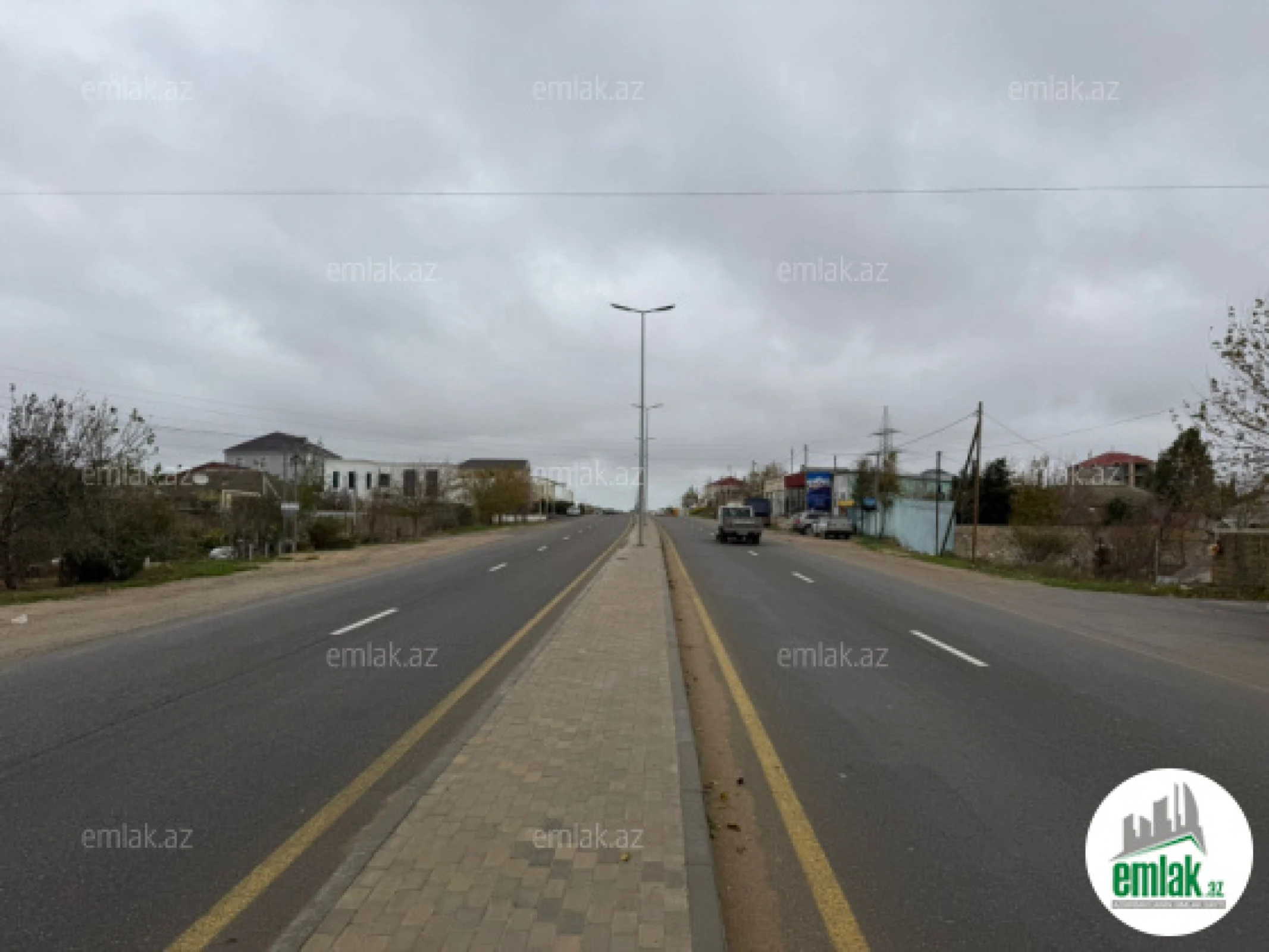 Satılır torpaq sahəsi 10 m²