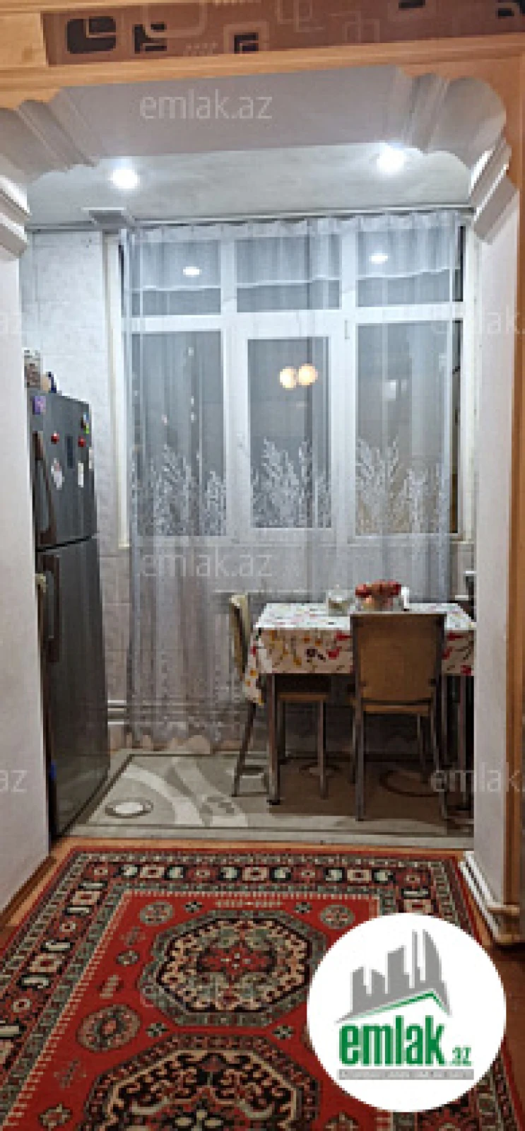Satılır 3 otaqlı köhnə tikili 75 m²