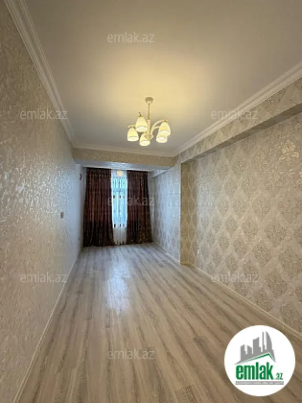 Satılır 2 otaqlı köhnə tikili 80 m²
