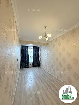 Satılır 2 otaqlı köhnə tikili 80 m²