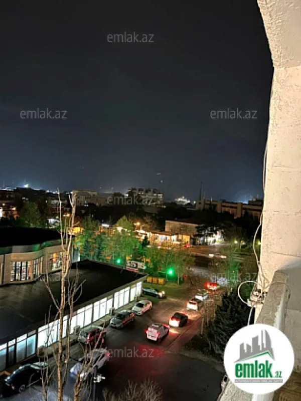 Satılır 3 otaqlı köhnə tikili 68 m²