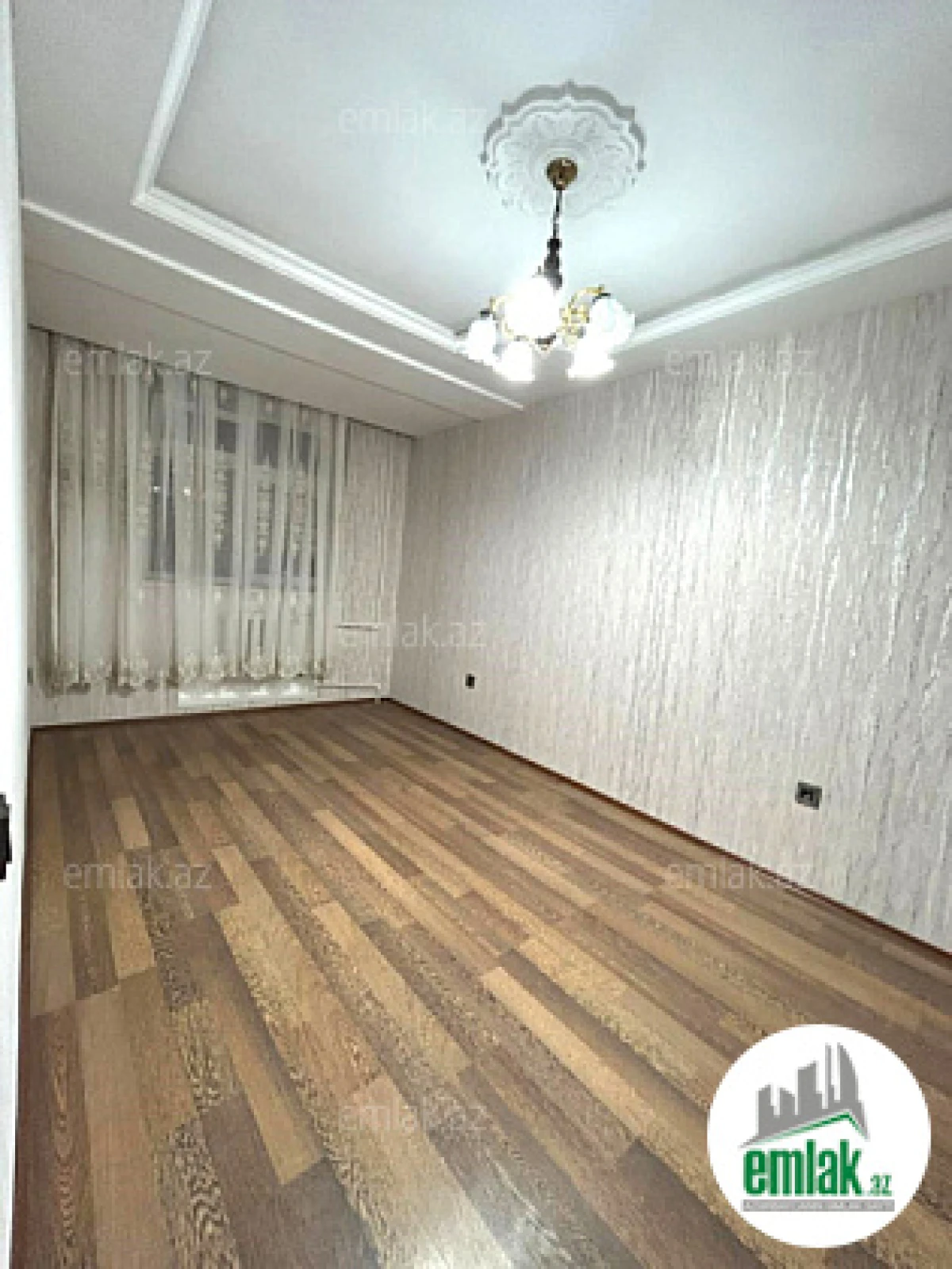 Satılır 3 otaqlı köhnə tikili 68 m²