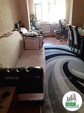 Satılır 3 otaqlı köhnə tikili 75 m²