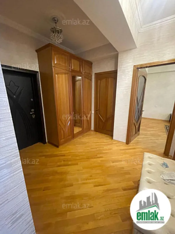 Satılır 2 otaqlı yeni tikili 105 m²