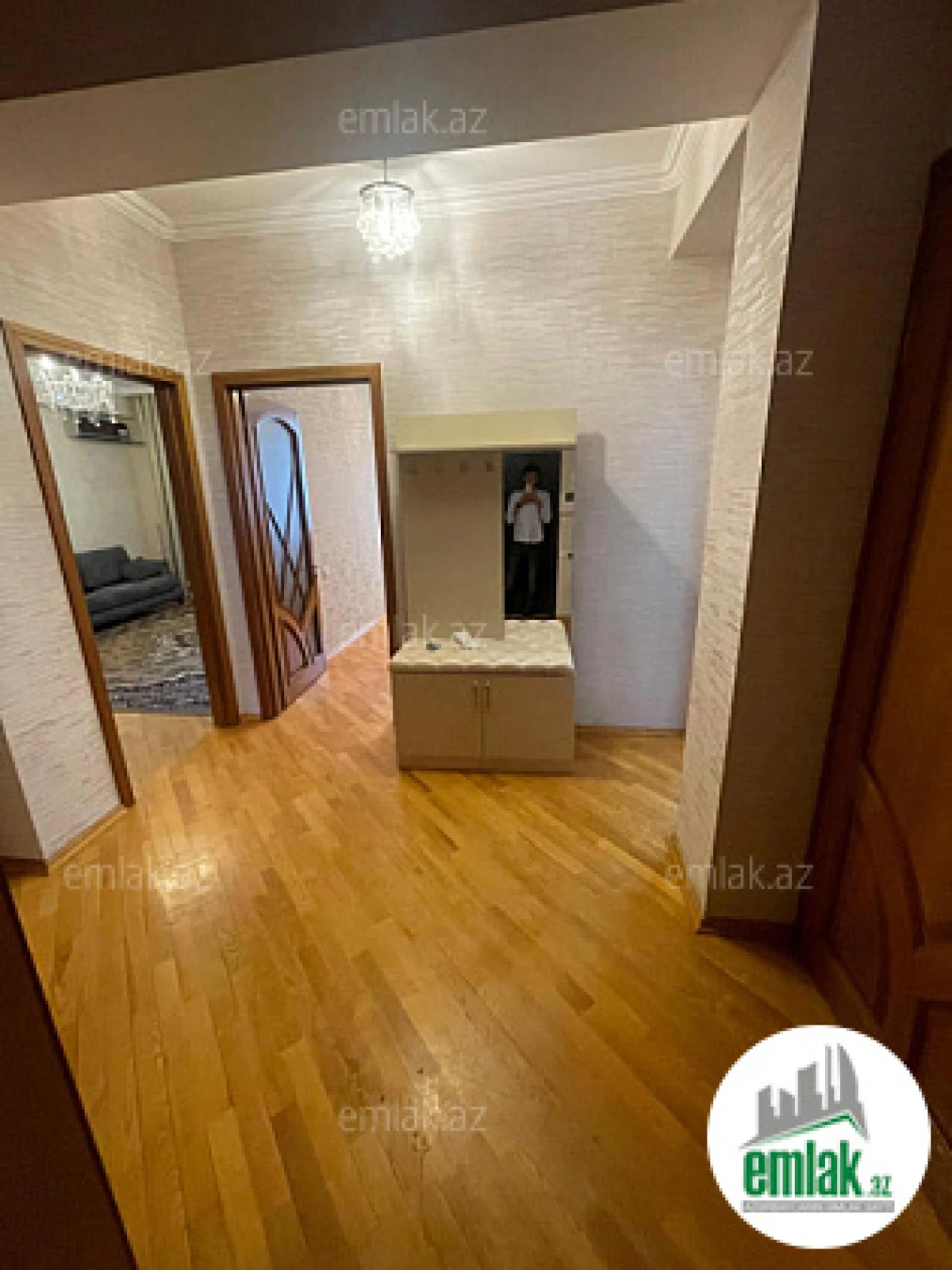 Satılır 2 otaqlı yeni tikili 105 m²