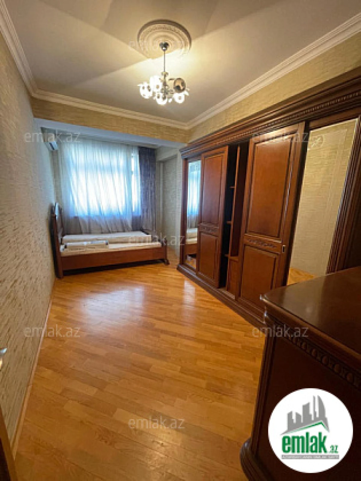 Satılır 2 otaqlı yeni tikili 105 m²