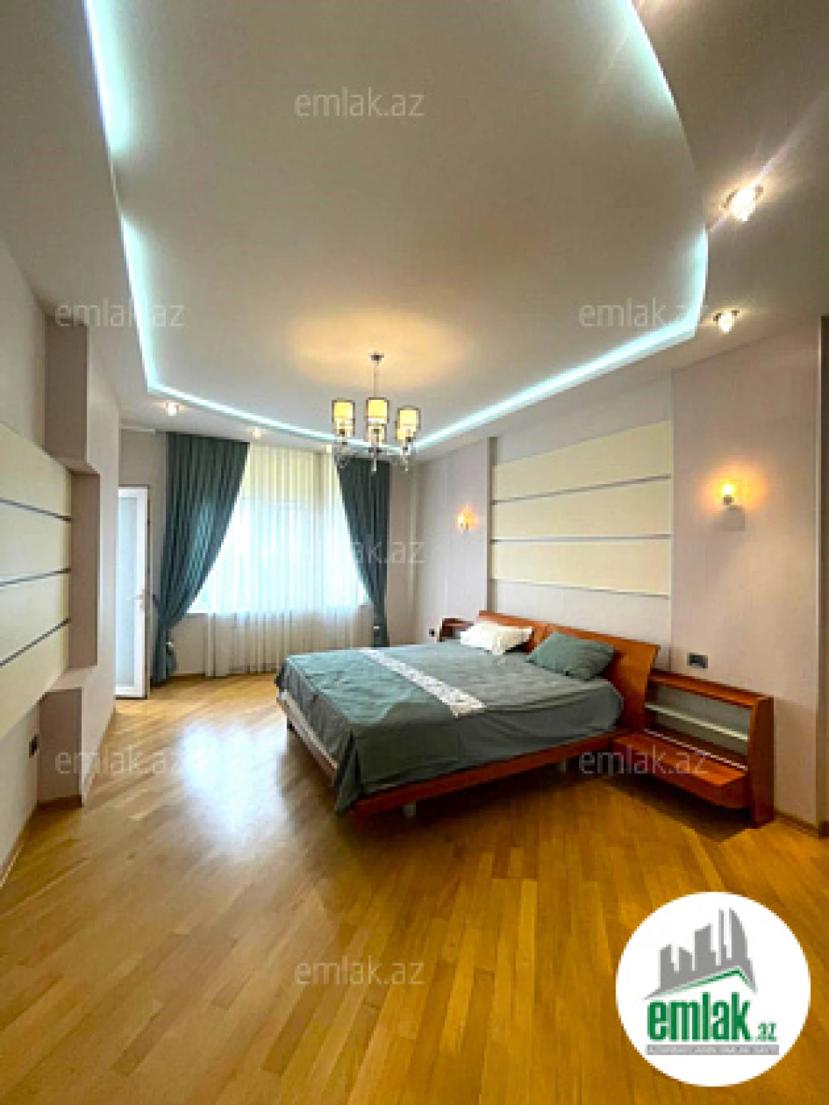 Satılır 3 otaqlı yeni tikili 165 m²