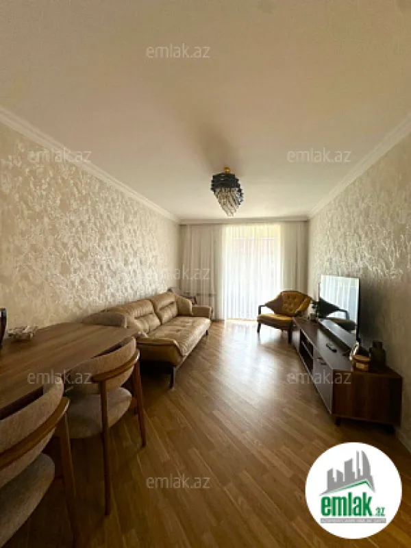 Satılır 2 otaqlı köhnə tikili 50 m²