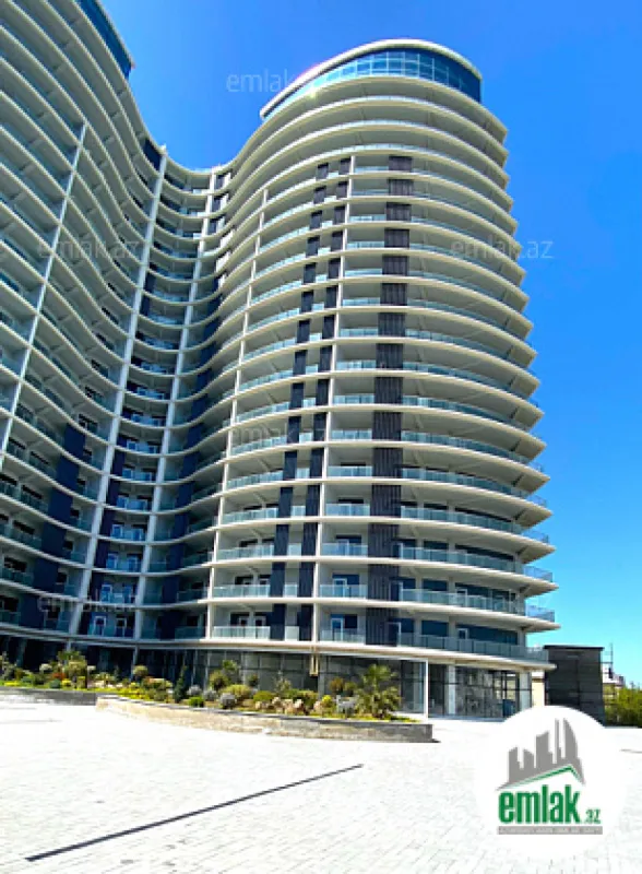 Satılır 4 otaqlı yeni tikili 250 m²
