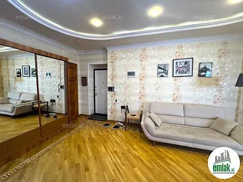 Satılır 3 otaqlı yeni tikili 165 m²