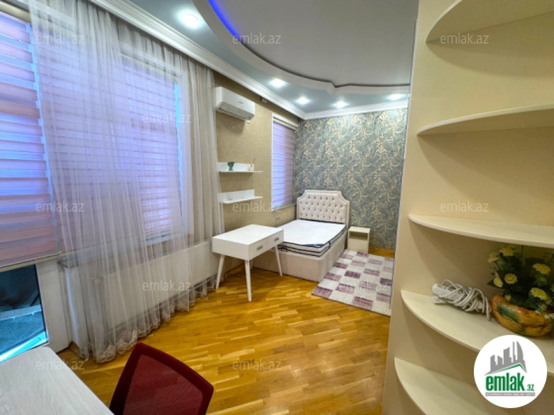 Satılır 3 otaqlı yeni tikili 165 m²