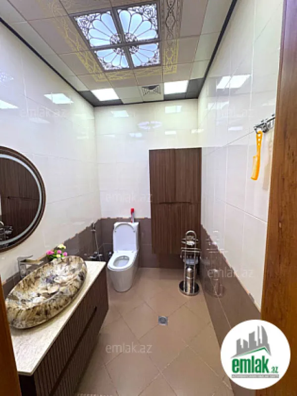 Satılır 3 otaqlı yeni tikili 165 m²