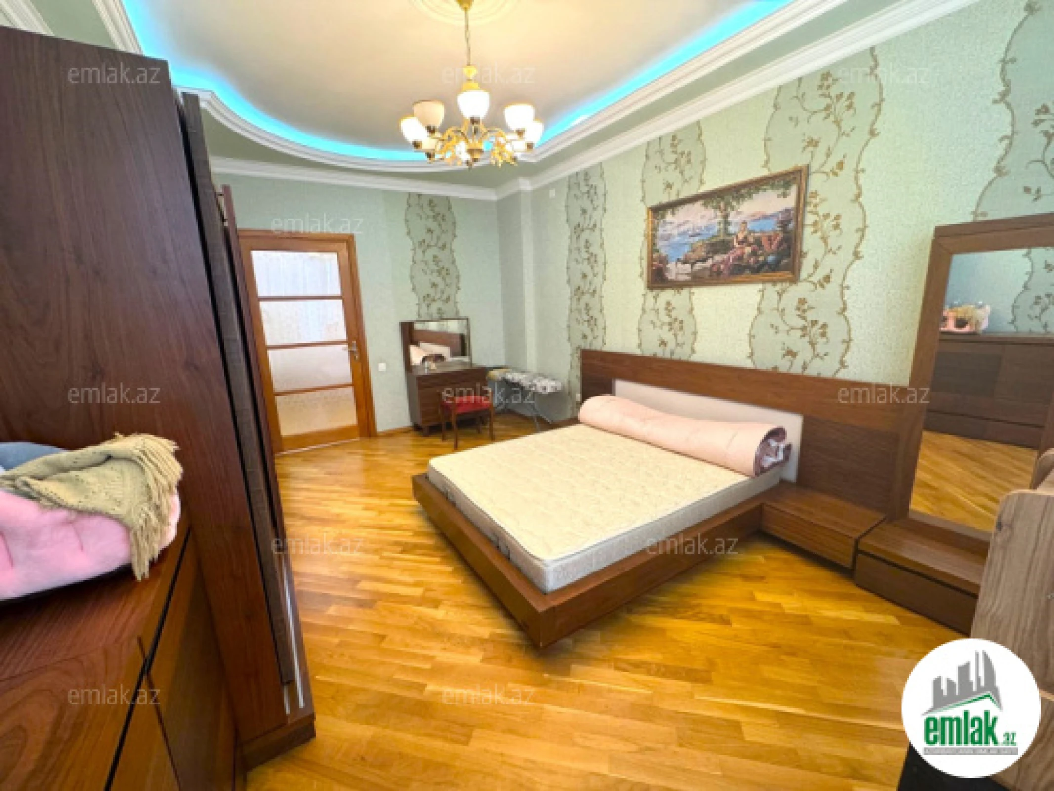 Satılır 3 otaqlı yeni tikili 165 m²