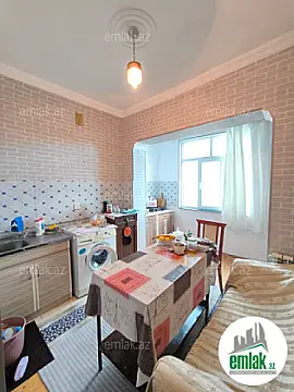 Satılır 2 otaqlı köhnə tikili 60 m²