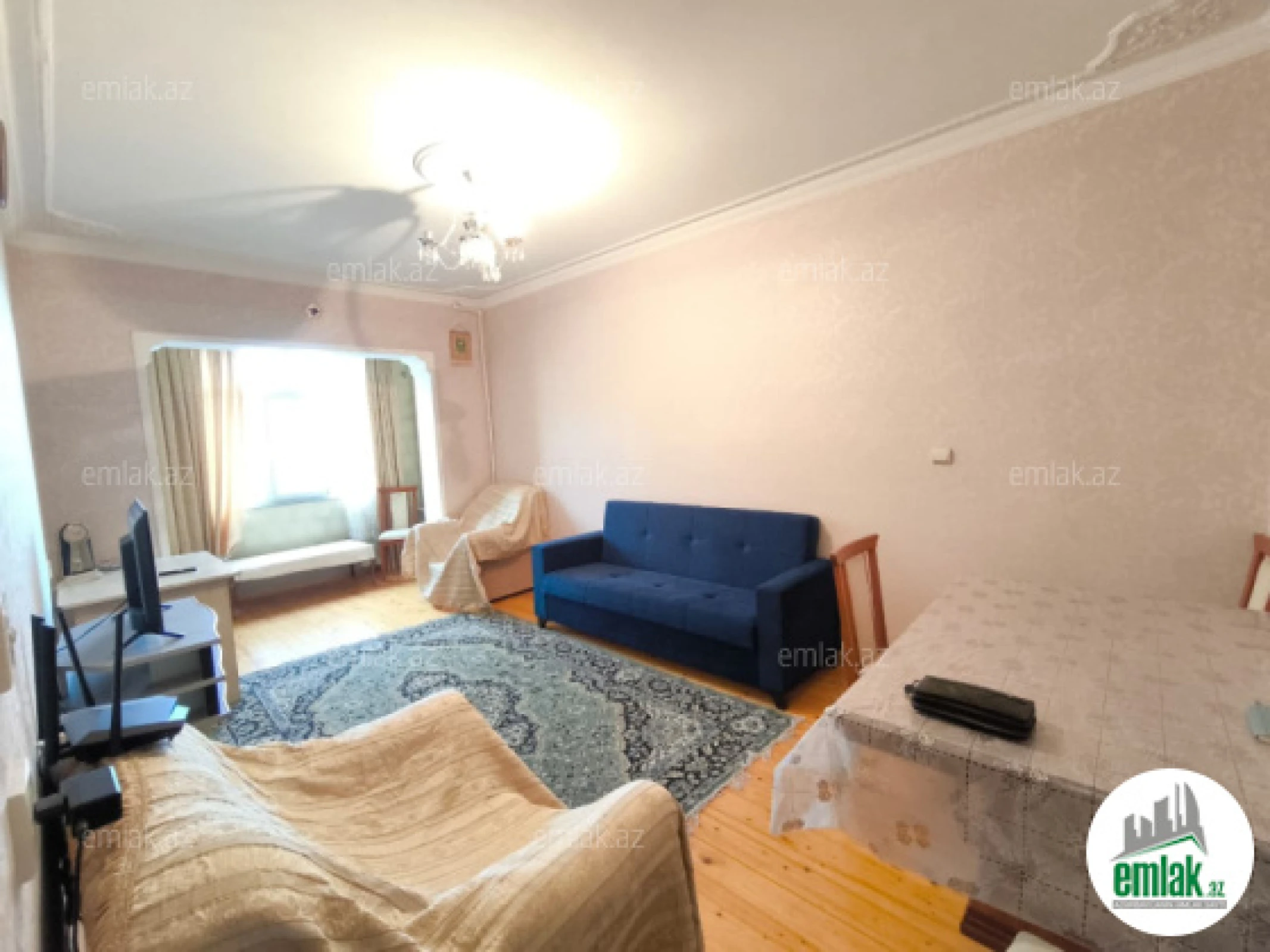 Satılır 2 otaqlı köhnə tikili 60 m²