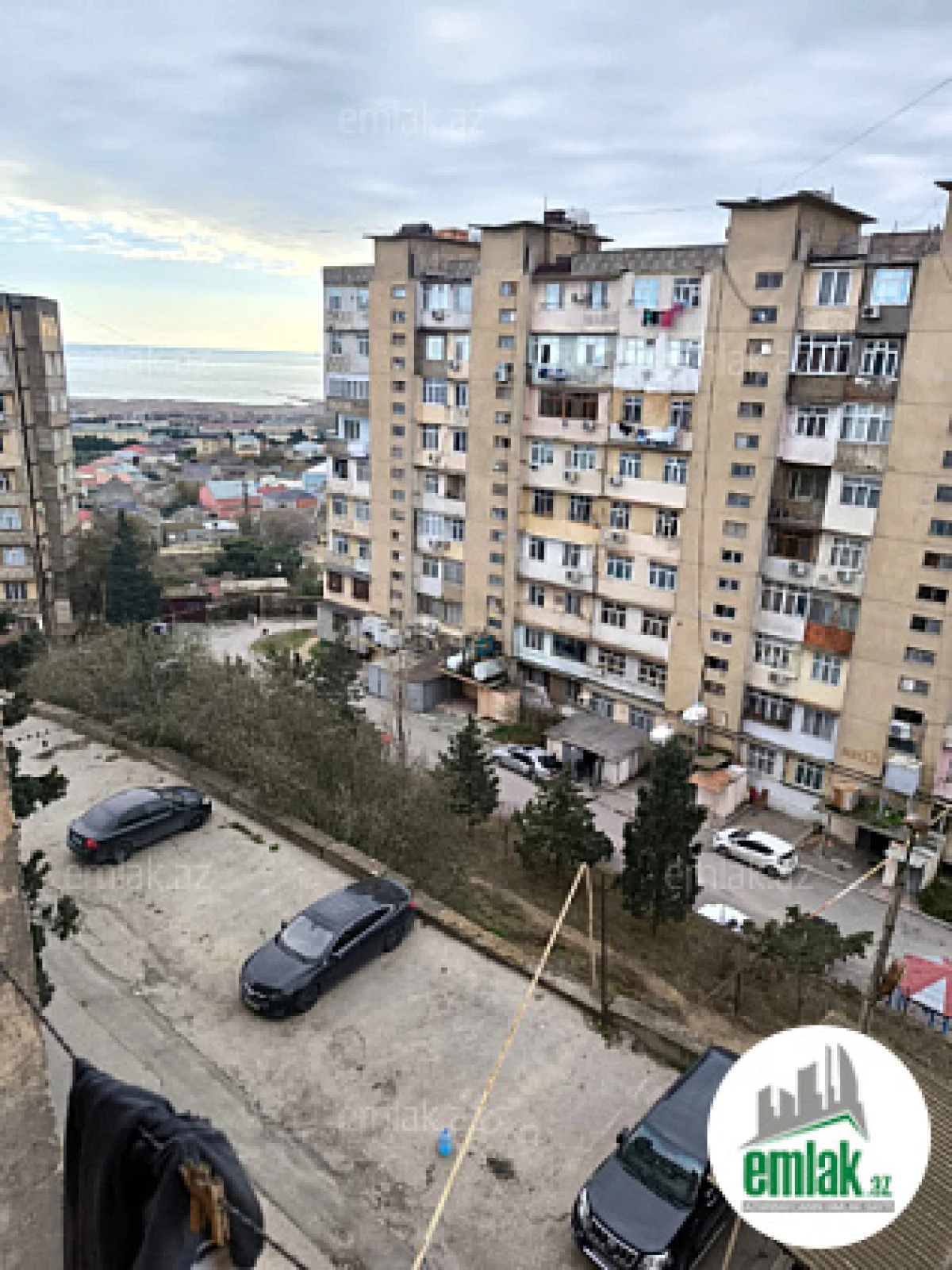 Satılır 2 otaqlı köhnə tikili 60 m²