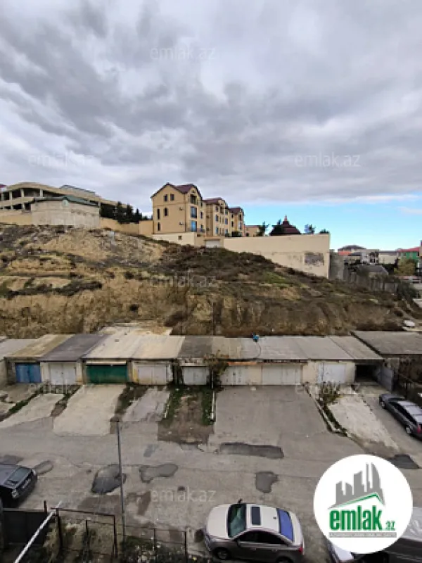 Satılır 2 otaqlı köhnə tikili 60 m²