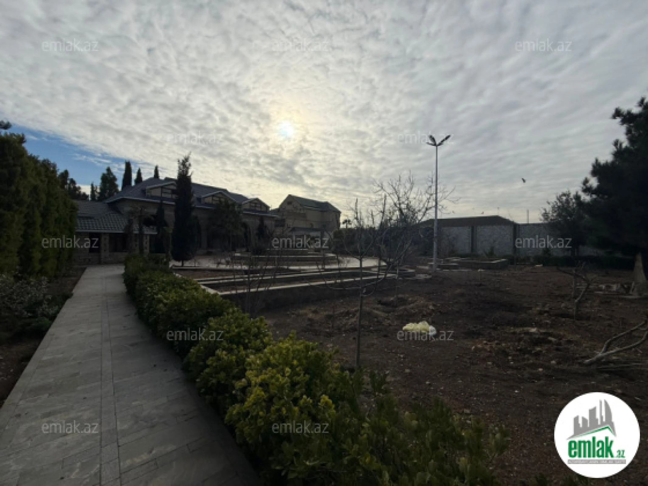 Satılır torpaq sahəsi 20 m²