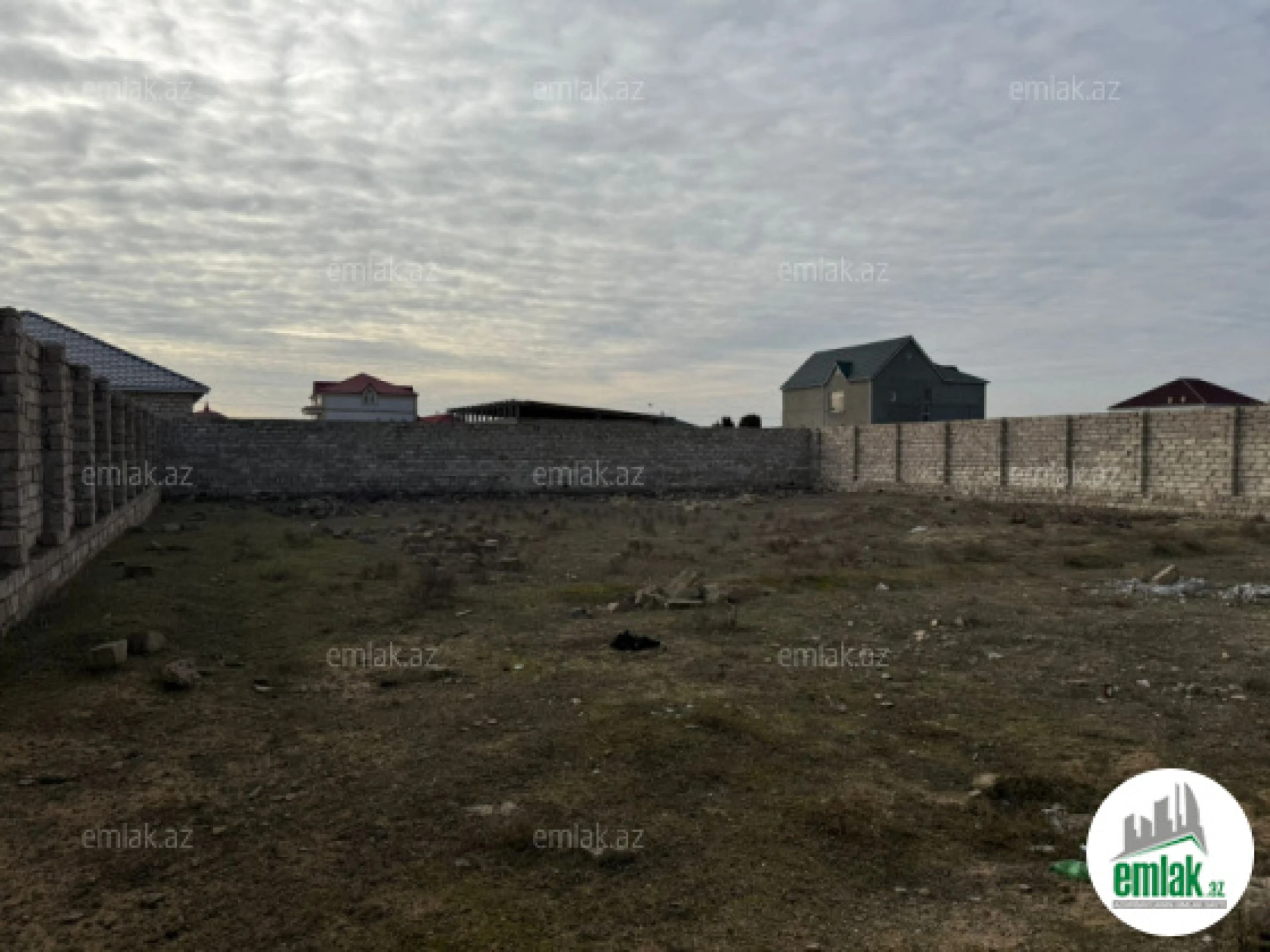 Satılır torpaq sahəsi 12 m²