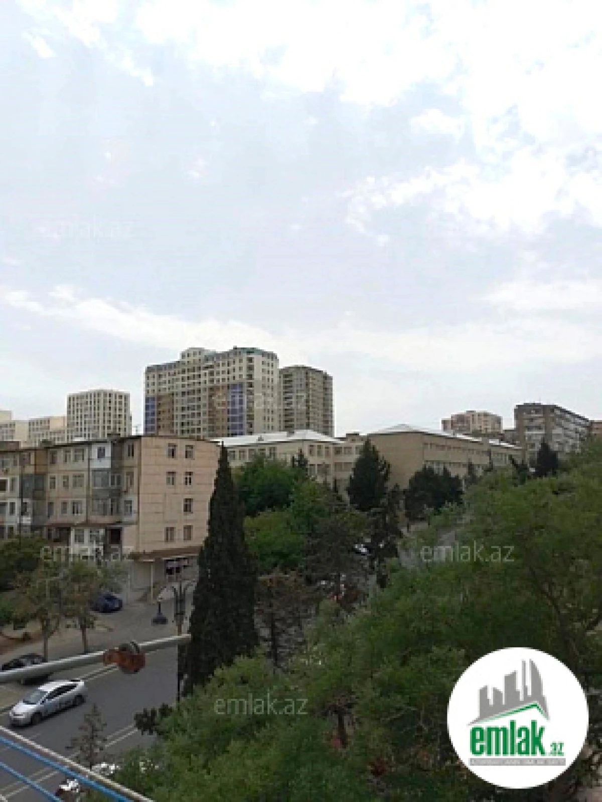 Satılır 2 otaqlı köhnə tikili 45 m²