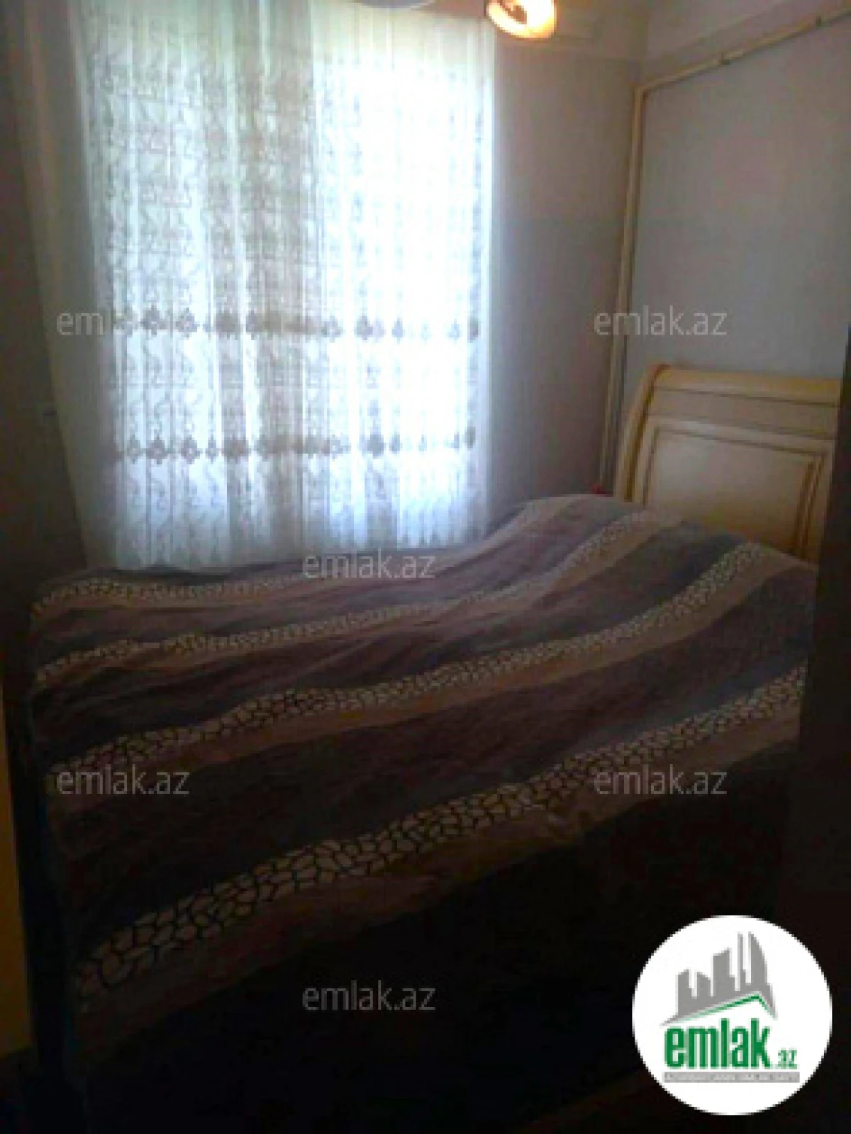 Satılır 2 otaqlı köhnə tikili 45 m²