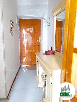 Satılır 2 otaqlı köhnə tikili 45 m²