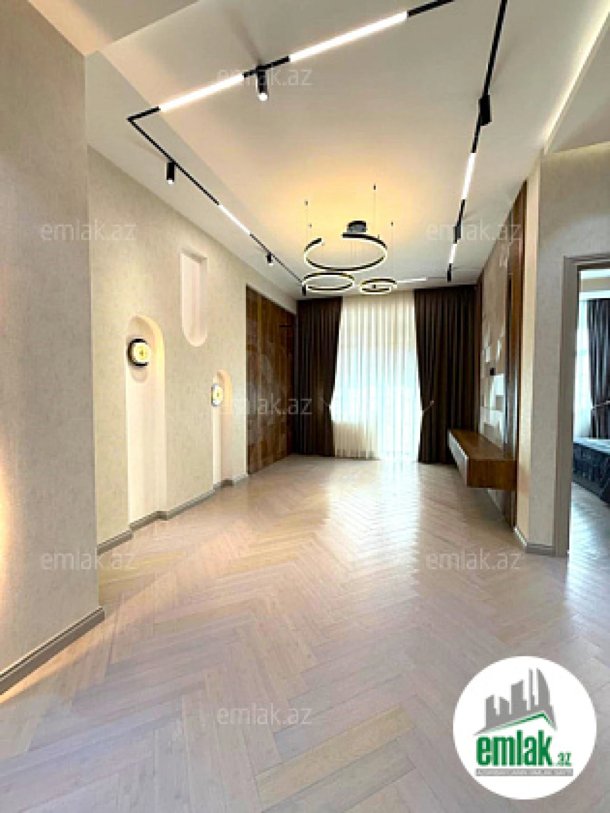 Satılır 2 otaqlı yeni tikili 70 m²