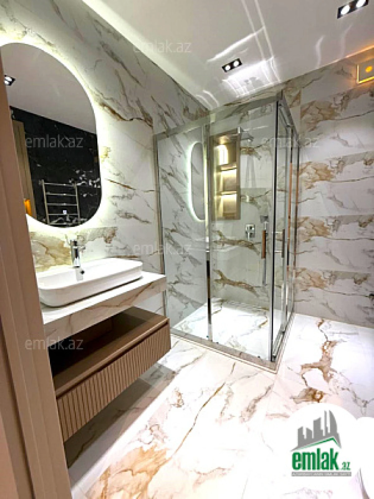 Satılır 2 otaqlı yeni tikili 70 m²