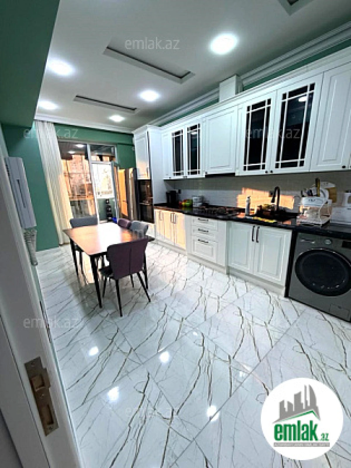 Satılır 3 otaqlı yeni tikili 103 m²