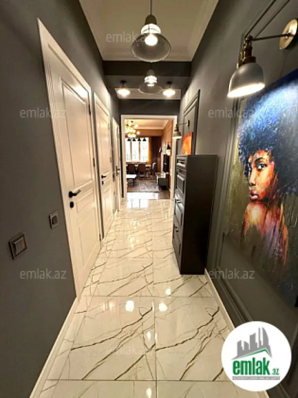 Satılır 3 otaqlı yeni tikili 103 m²