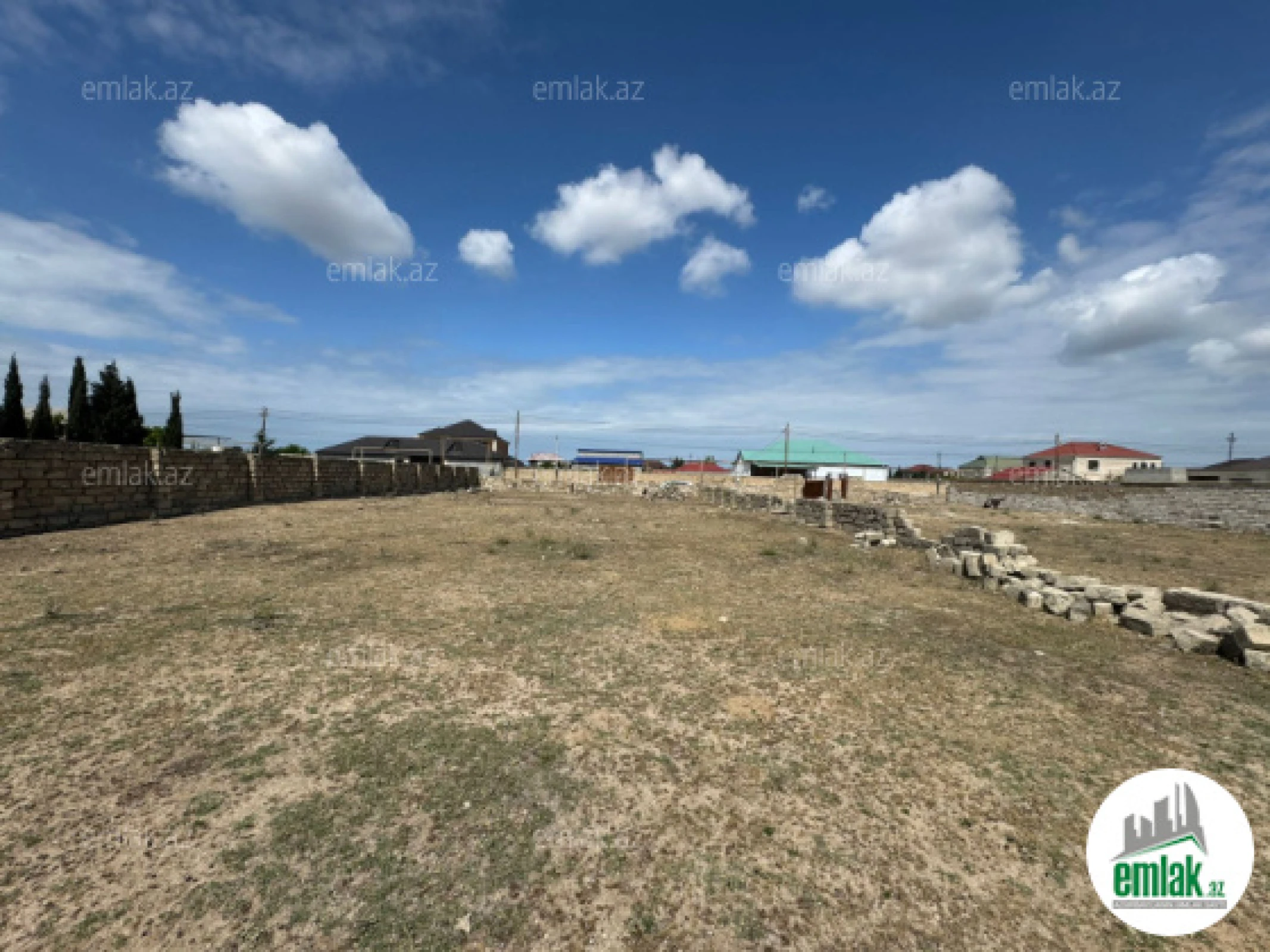 Satılır torpaq sahəsi 12 m²