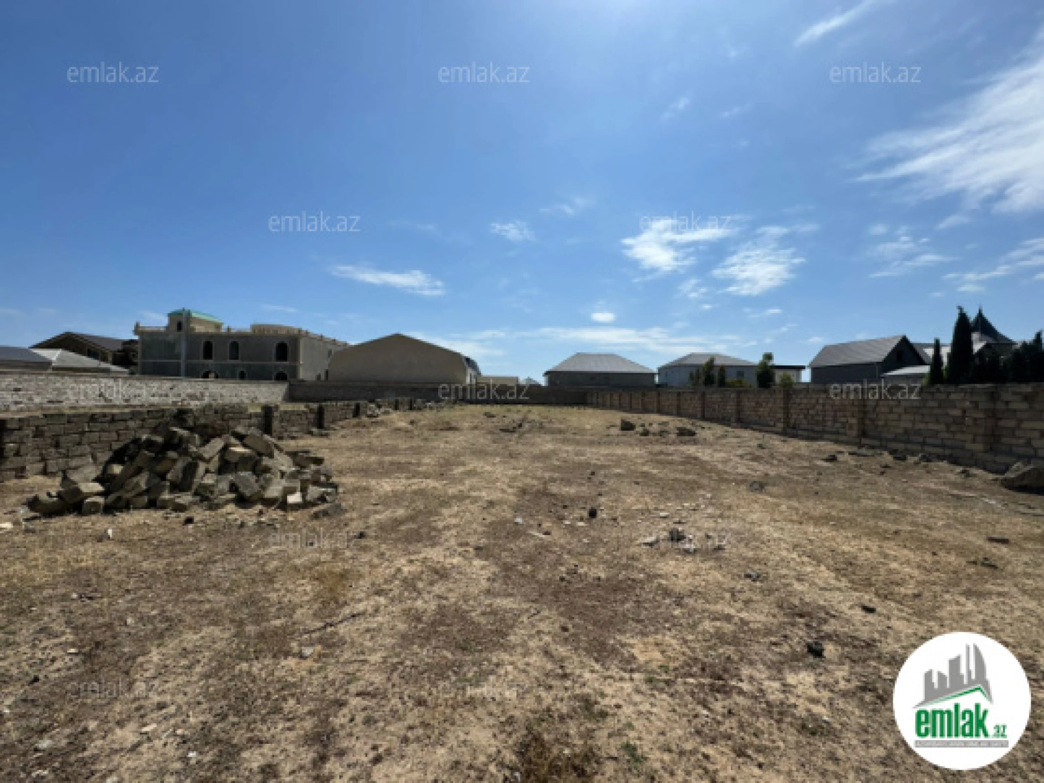 Satılır torpaq sahəsi 12 m²