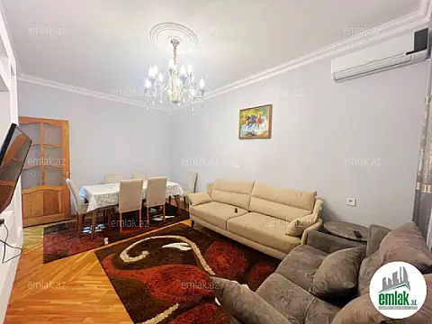 Satılır 3 otaqlı köhnə tikili 90 m²