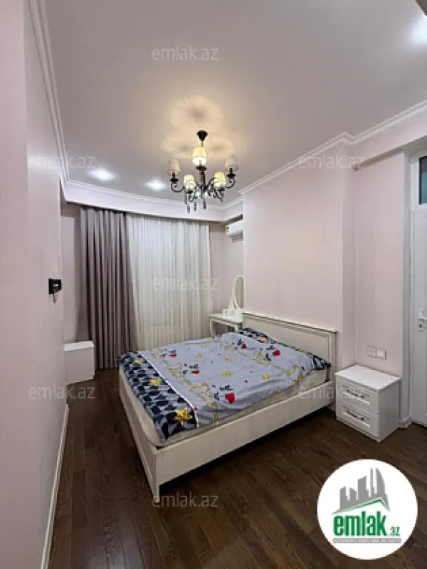 Satılır 3 otaqlı yeni tikili 120 m²