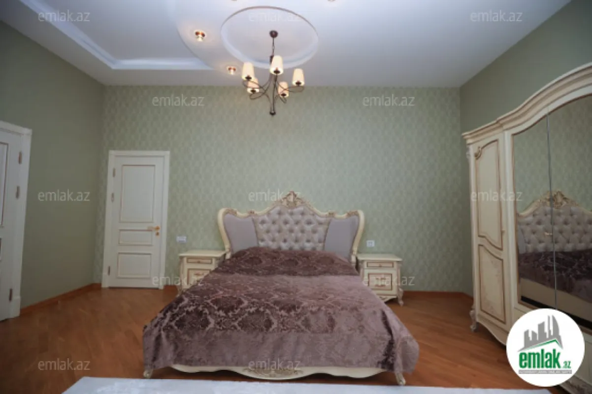 Satılır 6 otaqlı həyət evi 400 m²