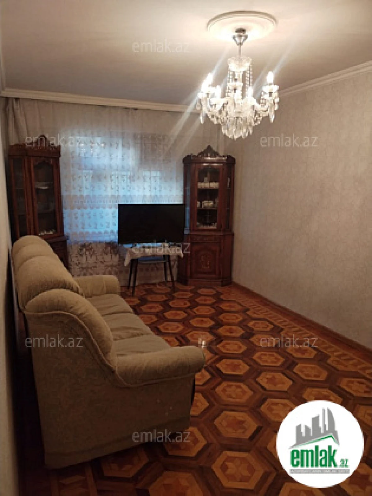 Satılır 2 otaqlı köhnə tikili 70 m²