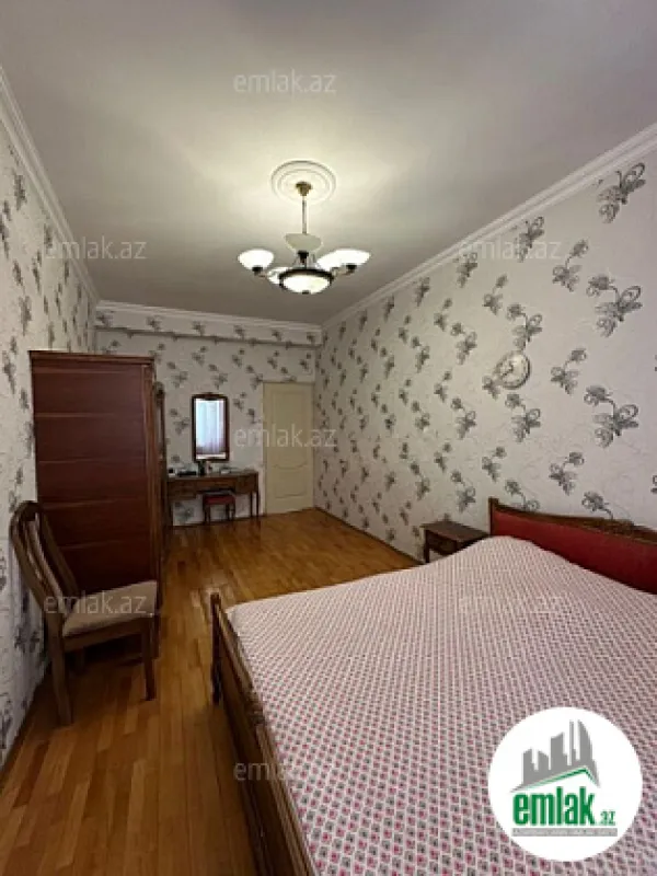 Satılır 3 otaqlı yeni tikili 156 m²