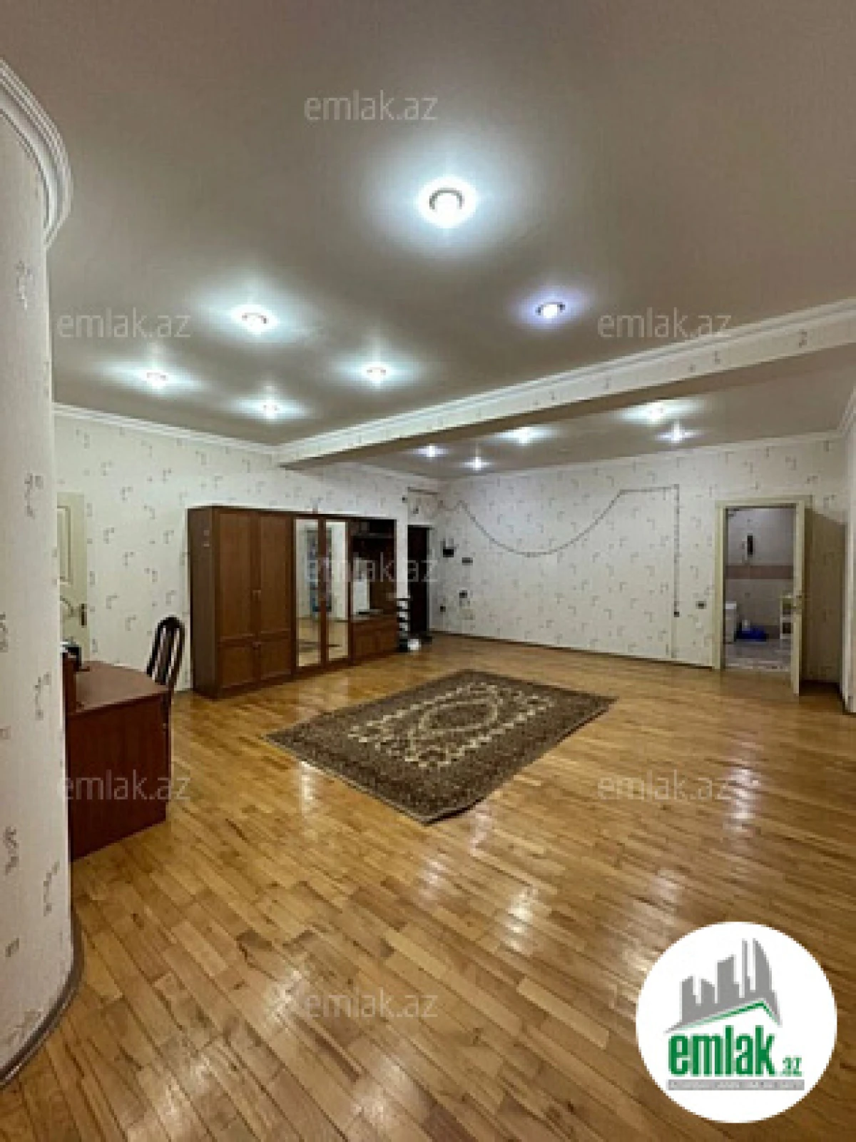 Satılır 3 otaqlı yeni tikili 156 m²