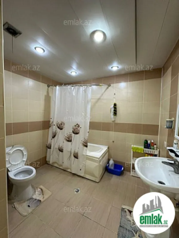 Satılır 3 otaqlı yeni tikili 156 m²