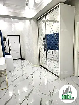 Satılır 3 otaqlı yeni tikili 120 m²