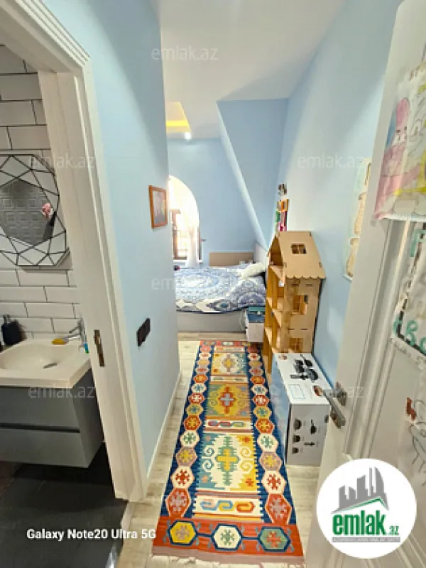 Satılır 4 otaqlı yeni tikili 135 m²