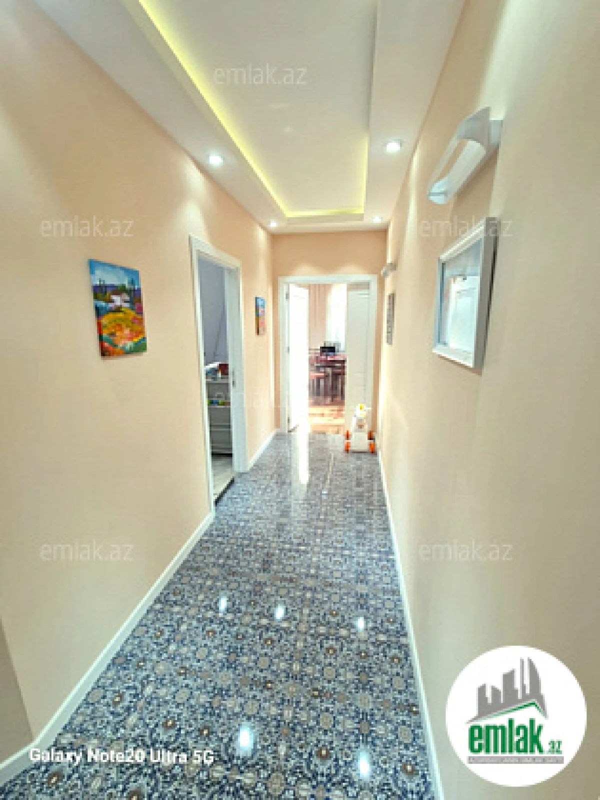 Satılır 4 otaqlı yeni tikili 135 m²