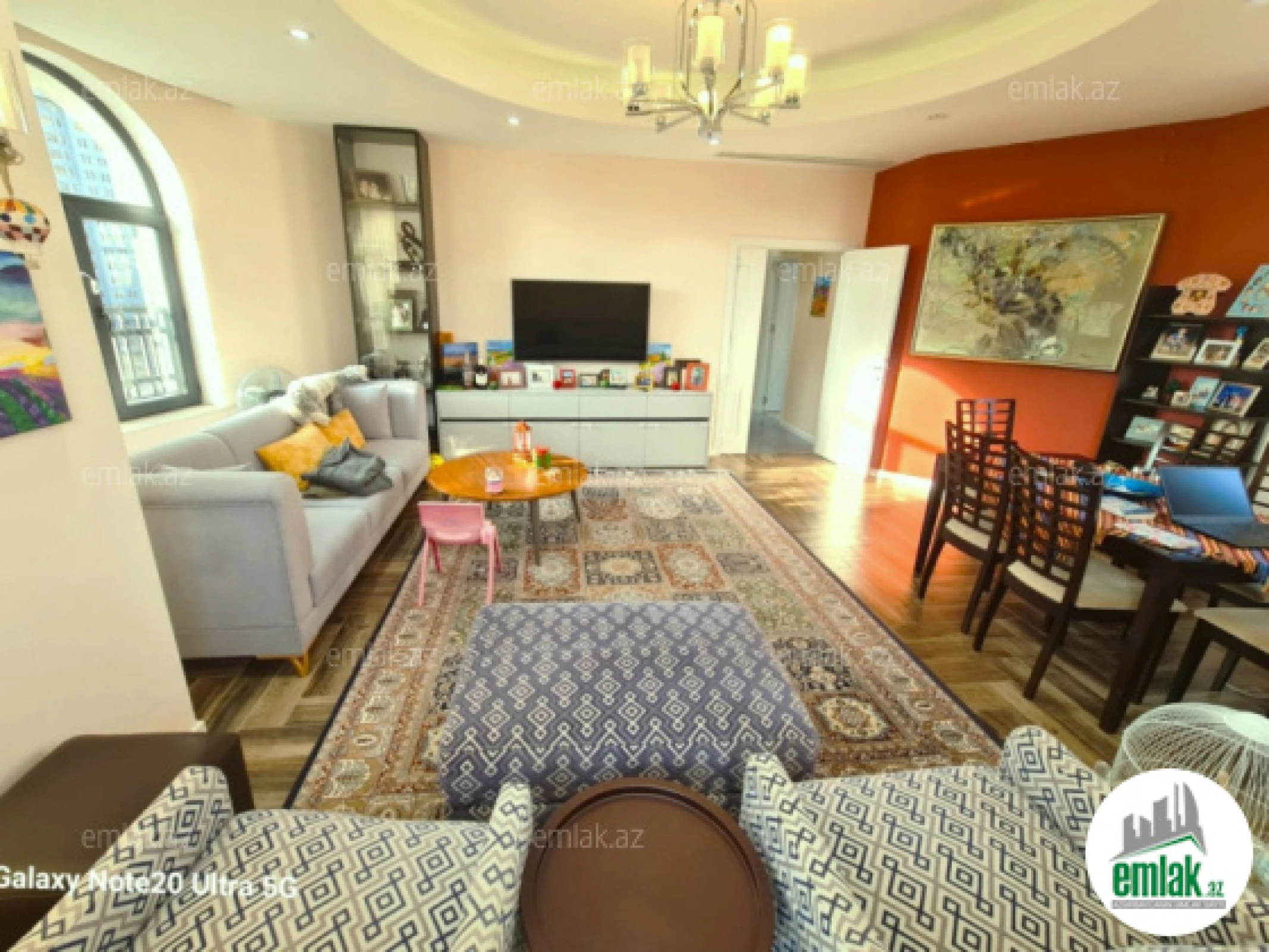 Satılır 4 otaqlı yeni tikili 135 m²