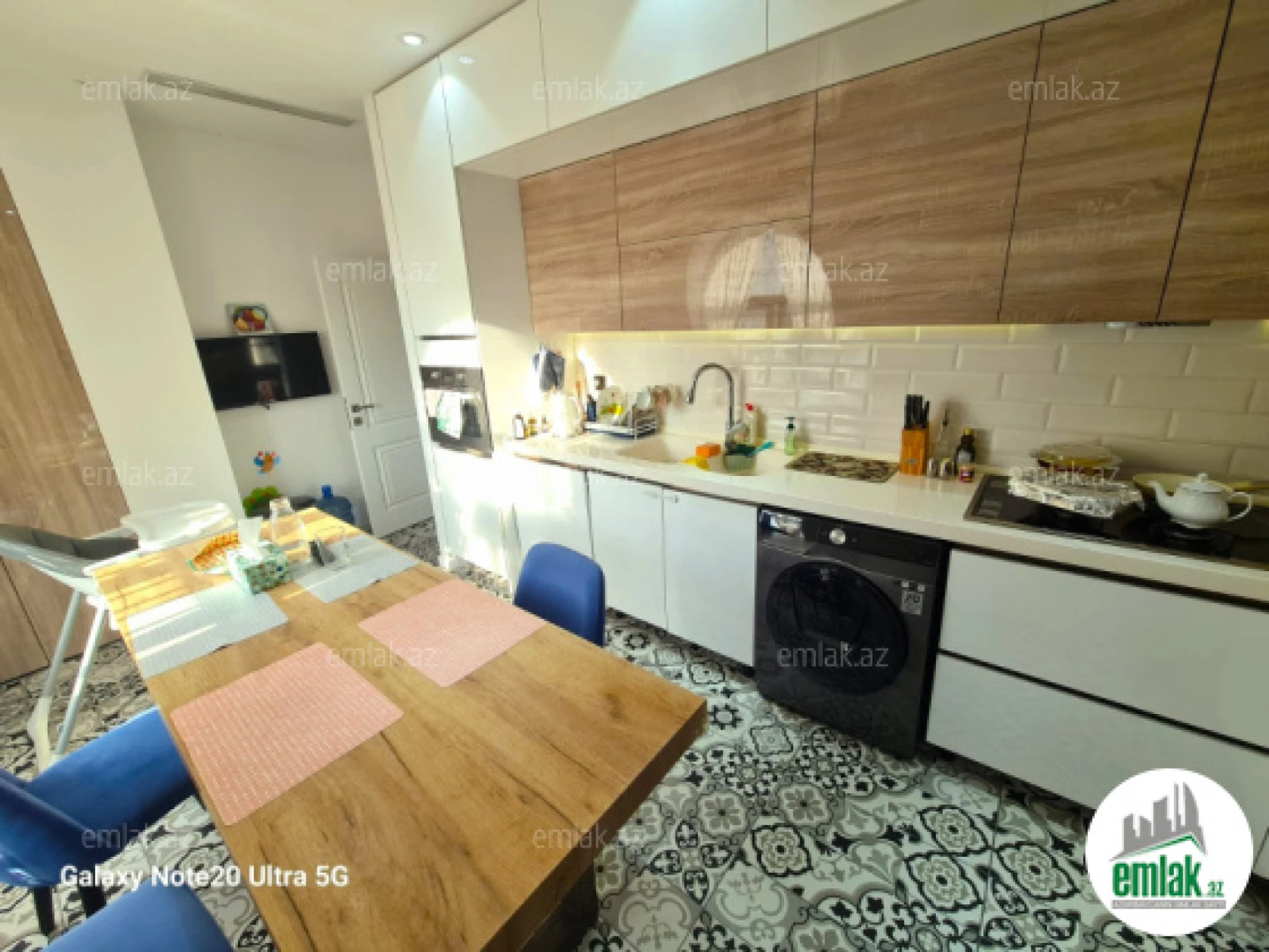 Satılır 4 otaqlı yeni tikili 135 m²