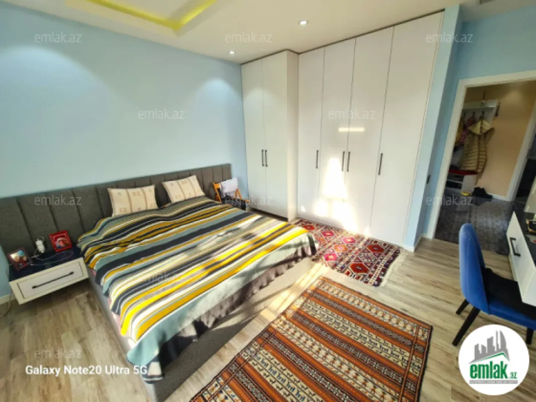 Satılır 4 otaqlı yeni tikili 135 m²