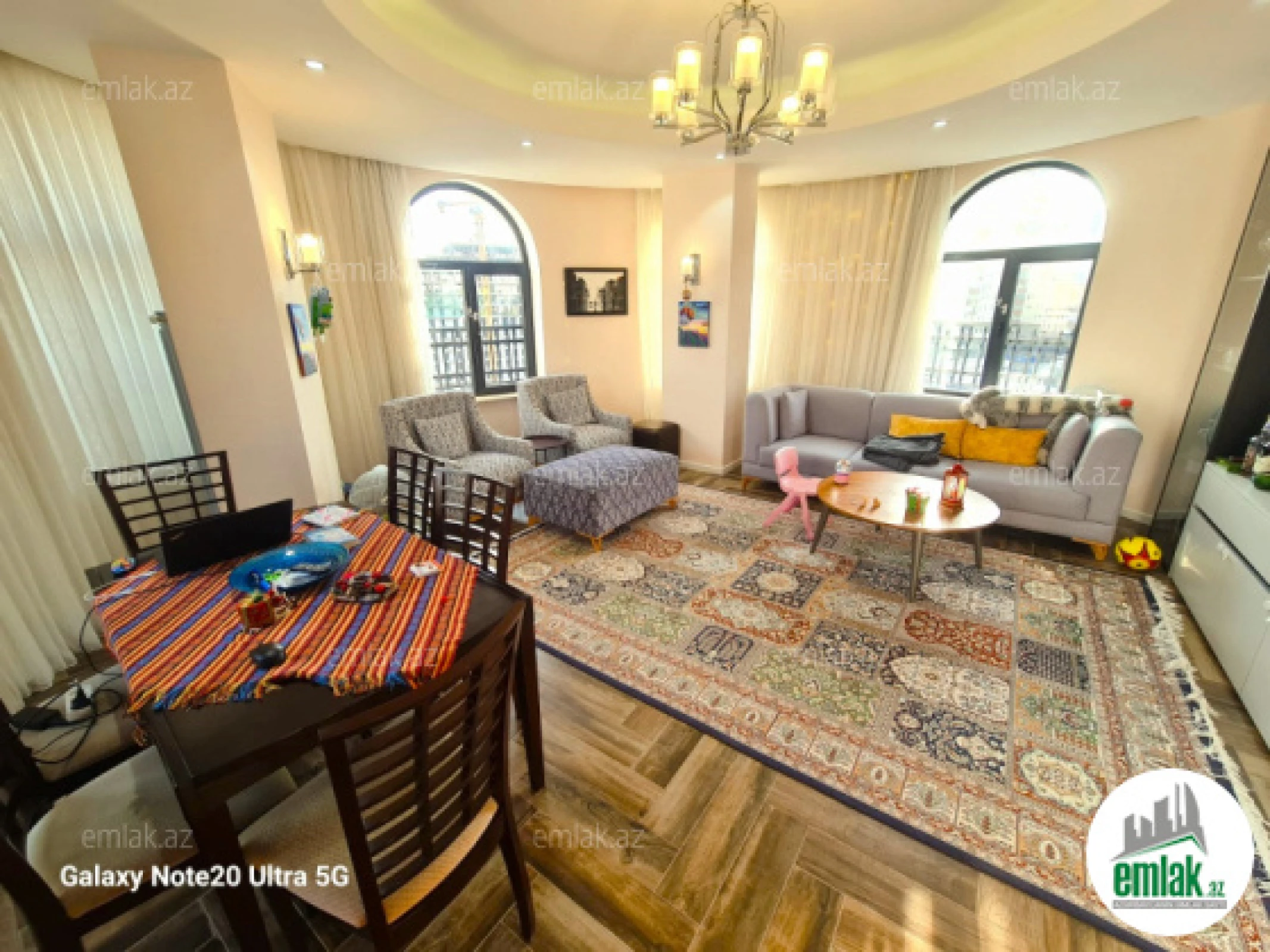 Satılır 4 otaqlı yeni tikili 135 m²