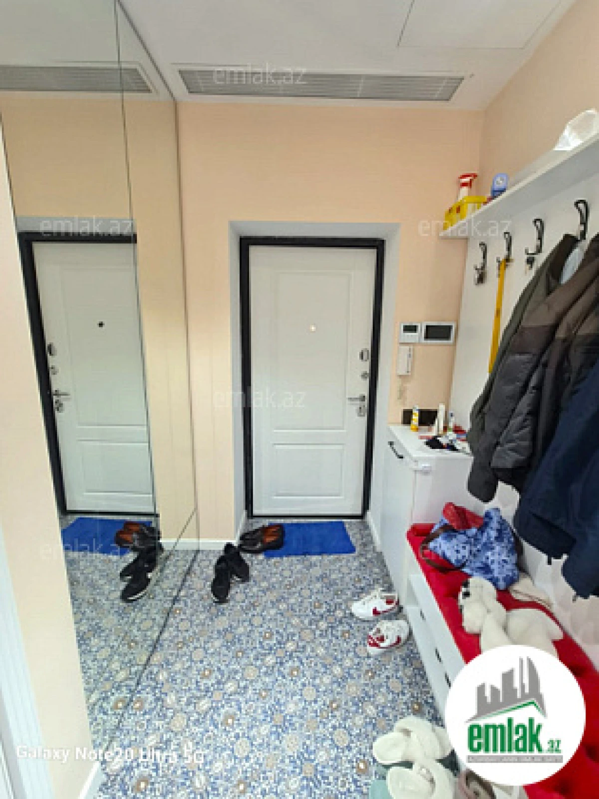 Satılır 4 otaqlı yeni tikili 135 m²