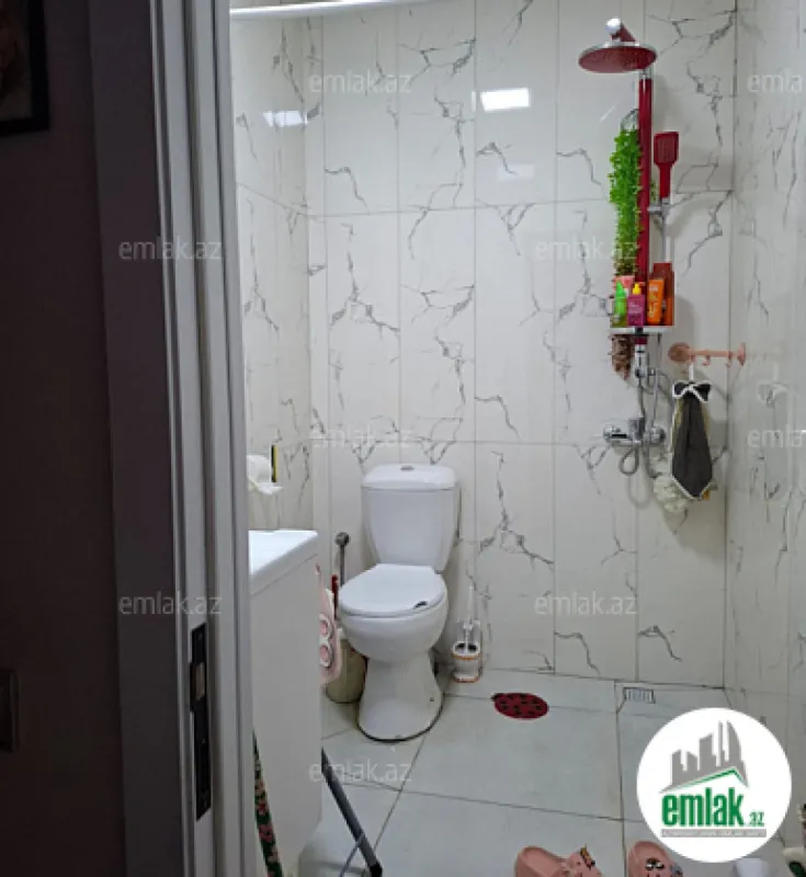 Satılır 2 otaqlı köhnə tikili 55 m²