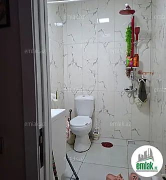 Satılır 2 otaqlı köhnə tikili 55 m²